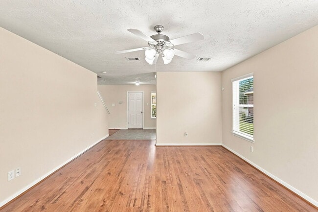 12563 Chiswick Rd