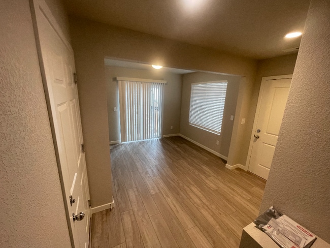 Photo - 5748 Thurless Ln