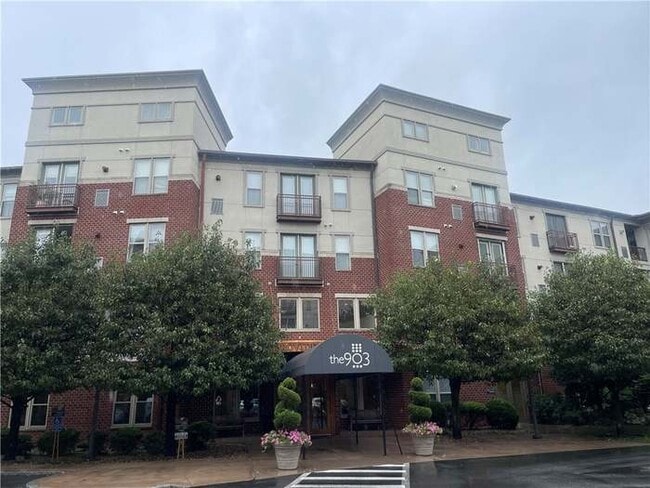 Building Photo - 1000 Providence Pl Unit 212
