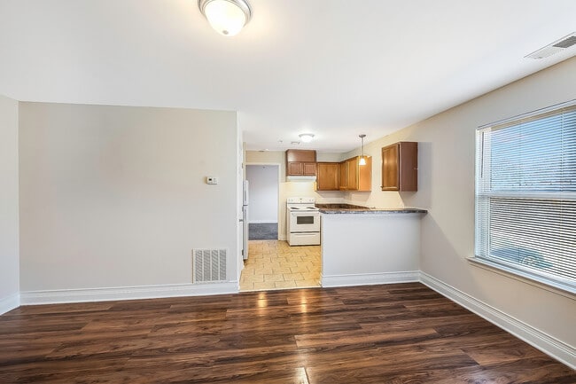 Apartamentos Clifton Place en Burlington, NC - Clifton Place Apartments