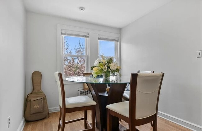 Photo - 1020 Raritan Ave