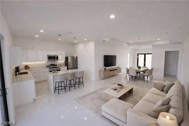 Photo - 2102 NW 25th Pl