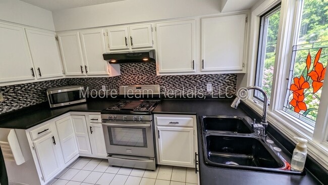 Photo - 471 Britton Creek Dr