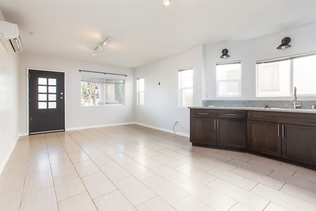Photo - 626 Benton Wy Unit 626 Benton Way