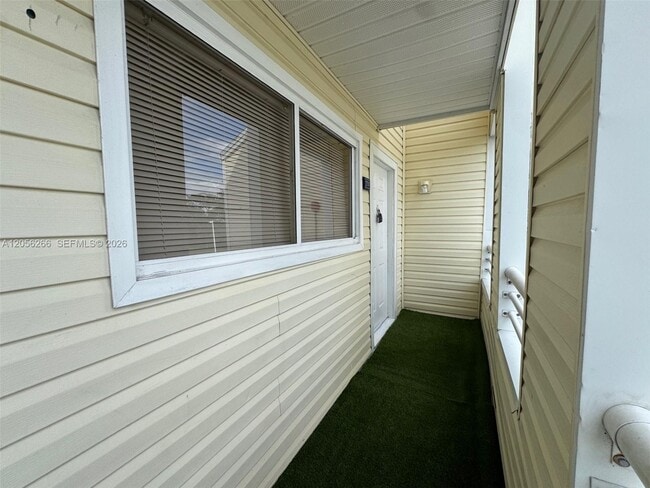 Photo - 3441 NW 44th St Unit 204