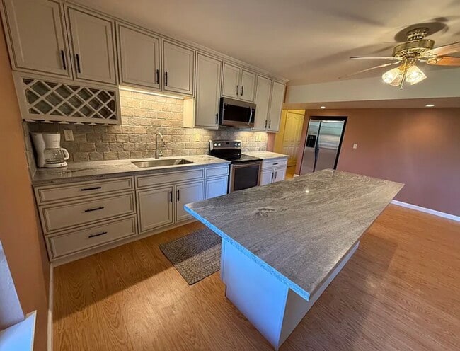 Photo - 4121 Northwood Dr