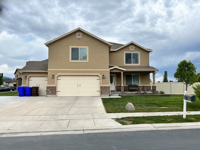 Photo - 1182 Searle Ln