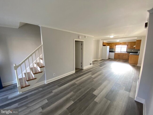 Photo - 338 Gusryan St