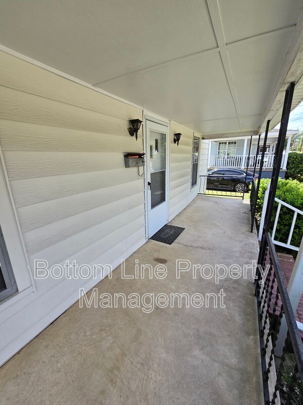 Photo - 184 Cabarrus Ave E