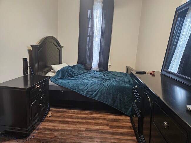 Dormitorio - 405 N Perry St Unidad Perry Street