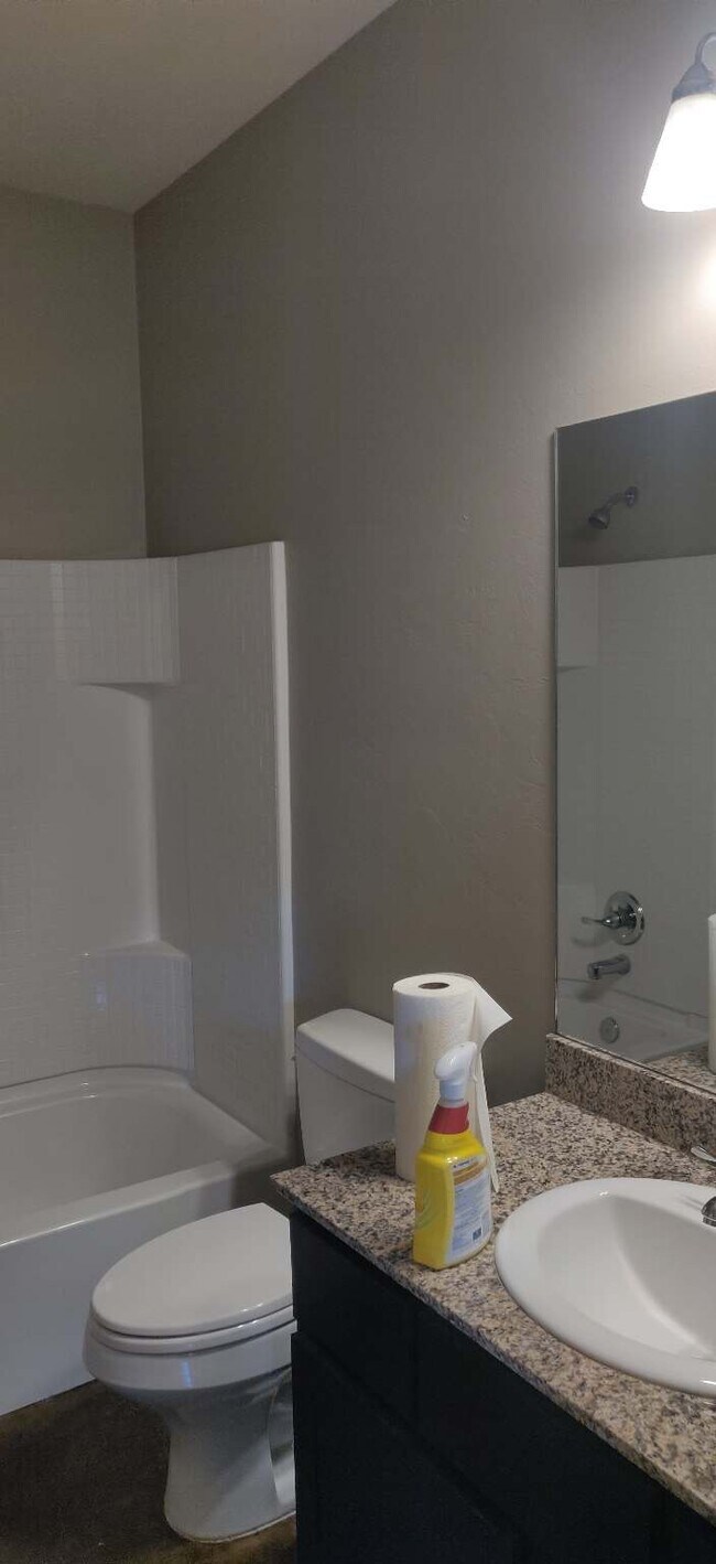Photo - 112 Ashley Dr Townhome