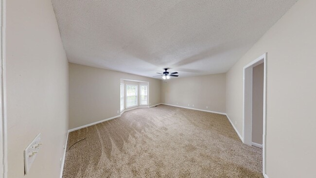 Photo - 1485 Nichols Dr Unit 1485 Nichols Drive; Apt. B
