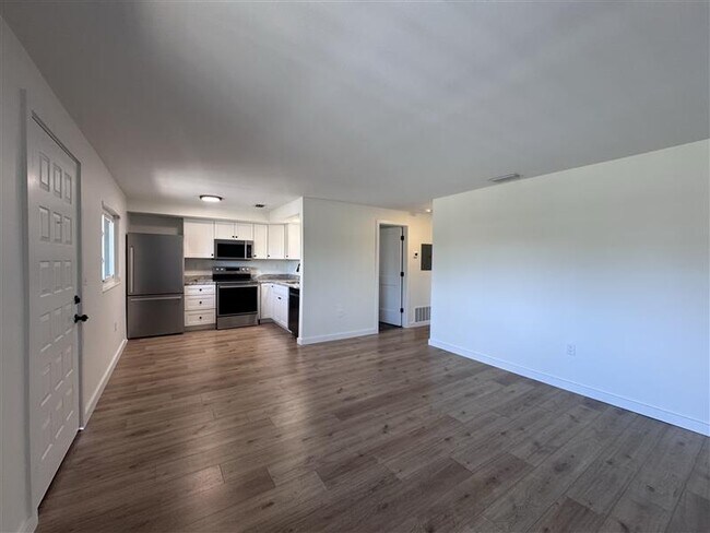 Photo - 1258 Barbara Dr