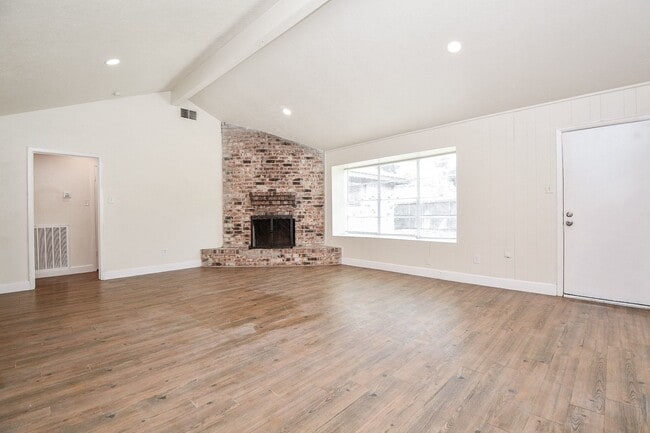 Photo - 506 Dalewood Dr