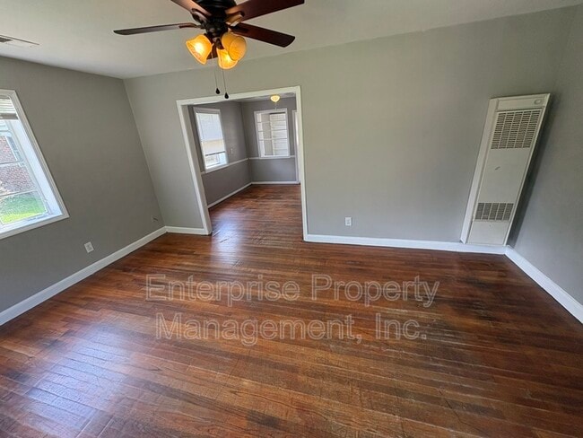 Photo - 2083 Charleston Rd