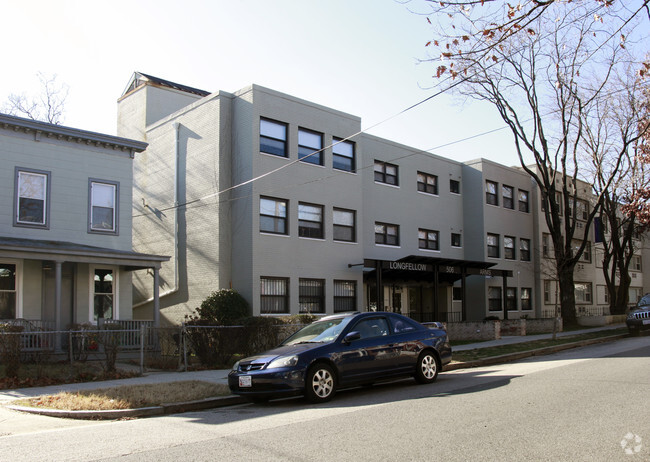 Building Photo - Longfellow Arms Rental