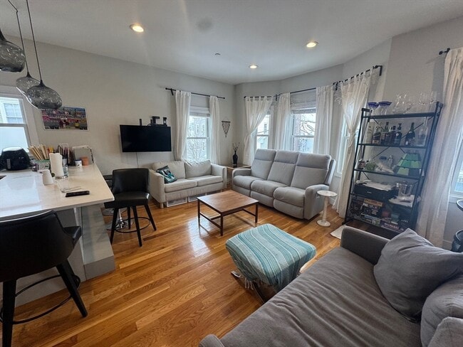 Photo - 9 Harding St Unit 3