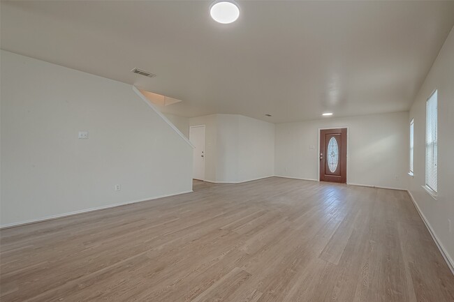 Photo - 20807 Baronsledge Ln