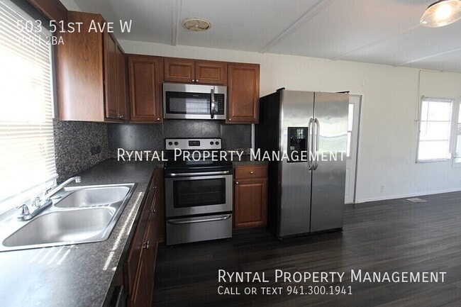 Photo - 503 51st Ave W