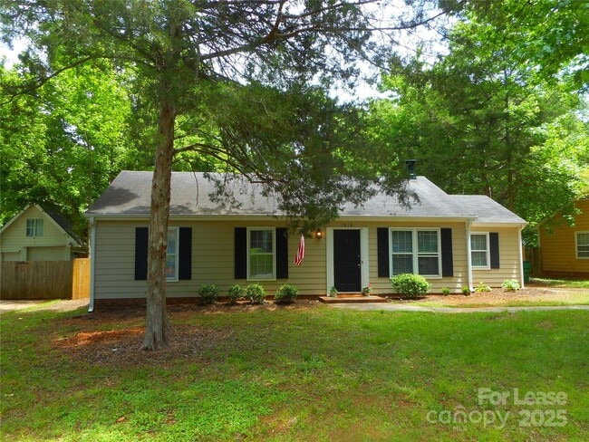 Photo - 7818 Surreywood Pl House