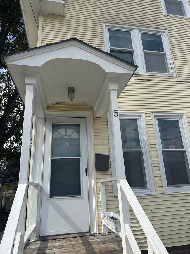 Photo - 5 Charter St