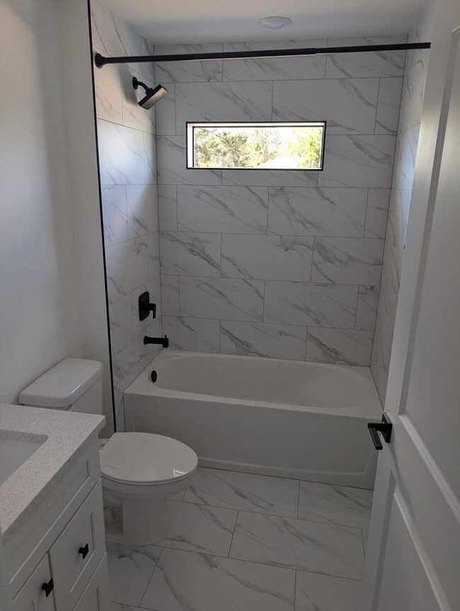 Photo - 3211 3rd St SW