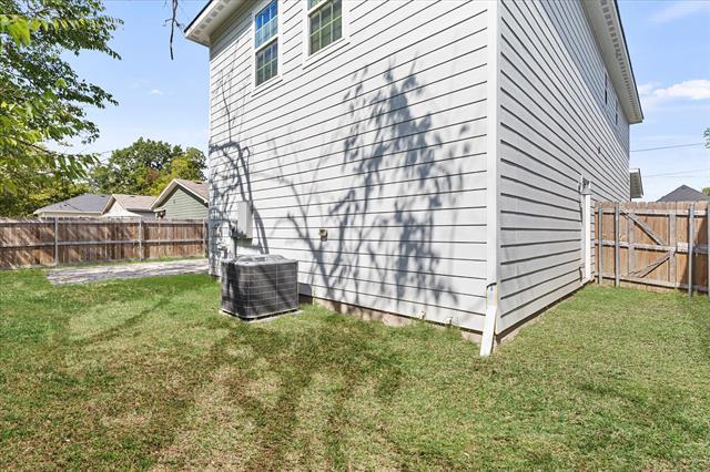 Photo - 3045 Barling St