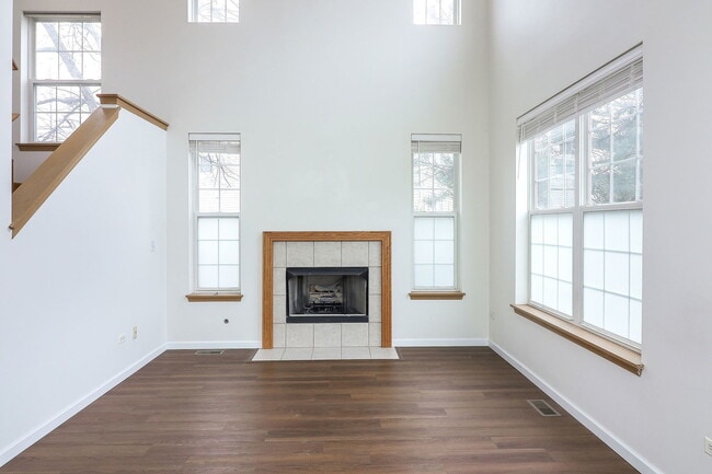 Photo - 2810 White Thorn Cir