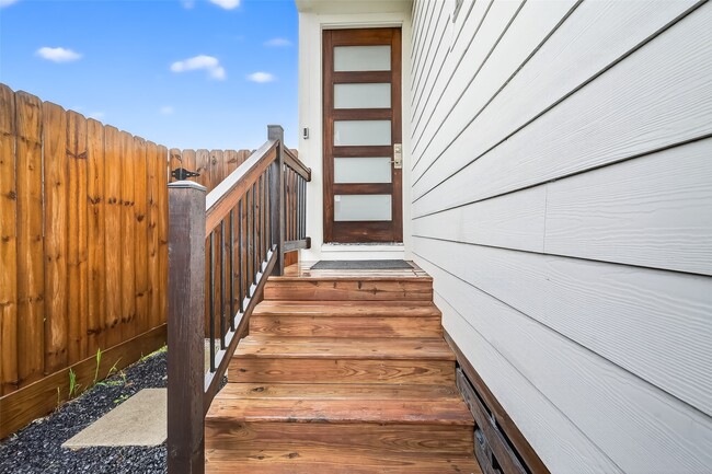 Photo - 6630 Highrock Rd