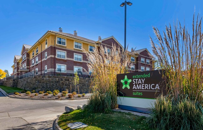 Furnished Studio-Denver - Westminster