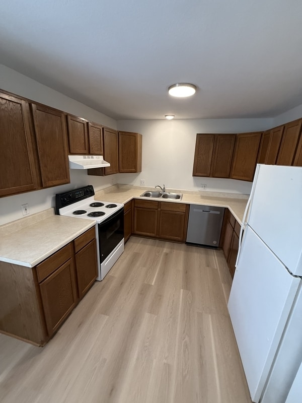 Photo - 215 Jewel Dr