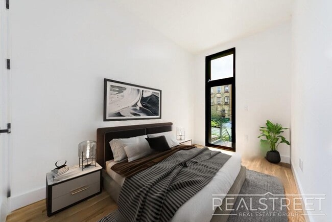 Photo - Stunning New 2 Bed 2 Bath with Backyard in... Unit 2