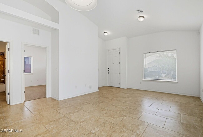 Photo - 14373 Tobe Davis Dr