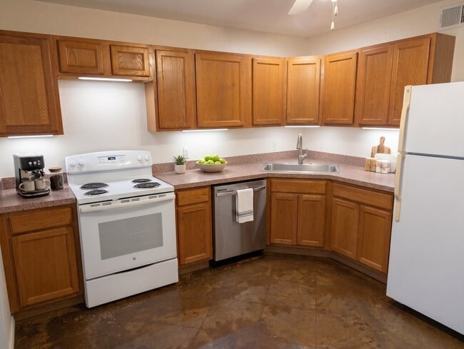 Photo - 114 Scofield Ave
