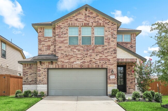 Building Photo - 2108 Sweet Bay Dr