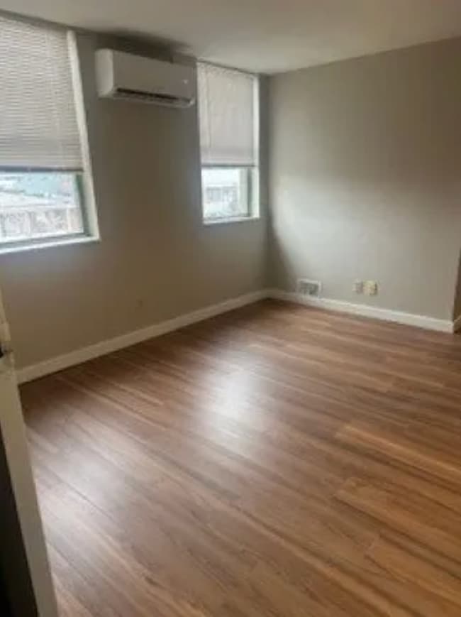 Photo - 321 Ella St Unidad 12