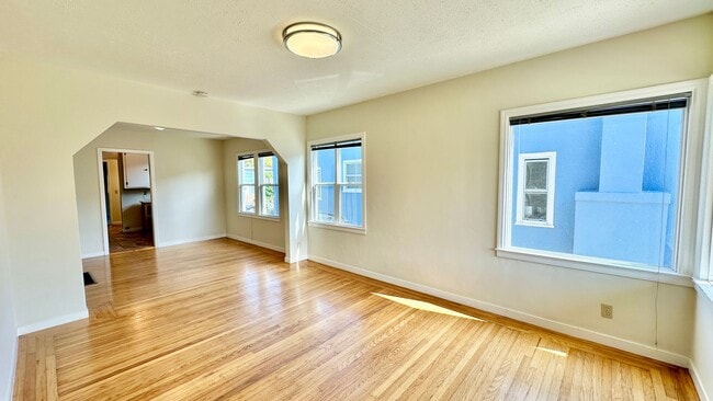 Photo - Large & Sunny House & Backyard in a Tranquill Neighborhood of El Cerrito
