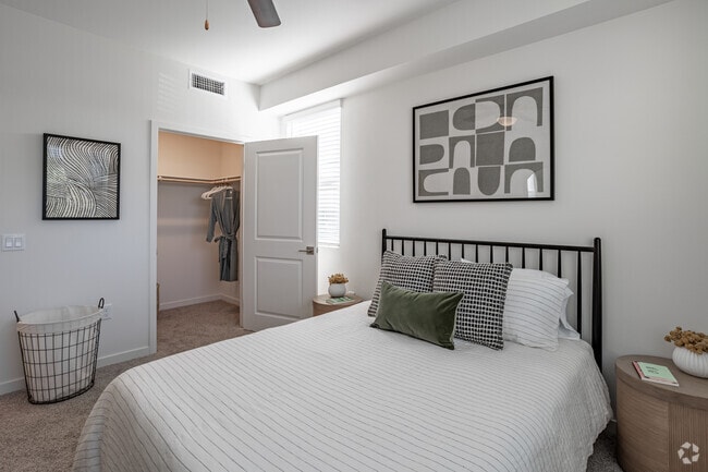 1HAB, 1BA - 658 ft²