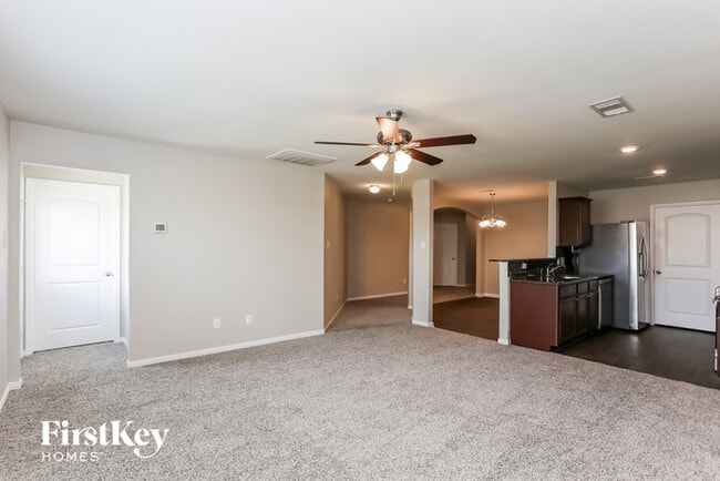 Photo - 5551 Rainbow Rd.