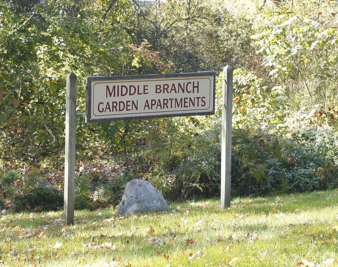 Middle Branch Garden Apartments - Middle Branch Garden Apartments