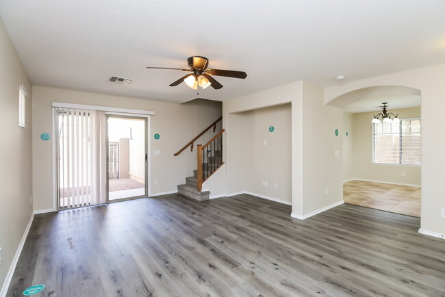 Photo - 2451 E Vermont Dr