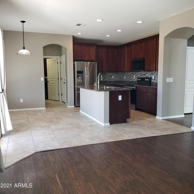 Photo - 207 S La Amador Trail