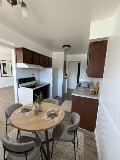 Photo - 744 E Michigan Ave Unit 04