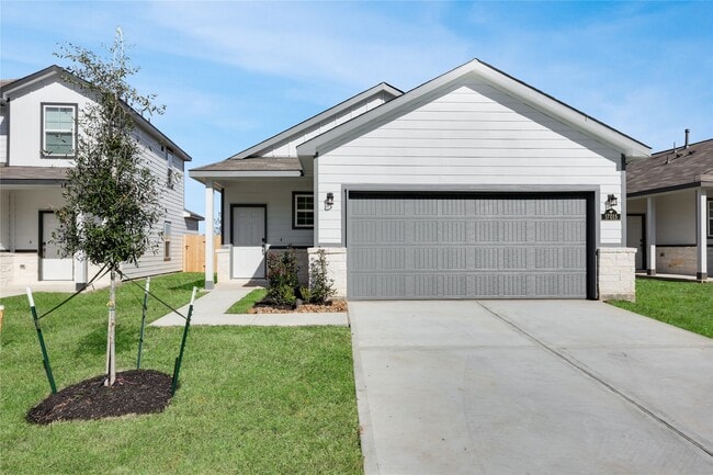 Building Photo - 17022 Pandora Wy