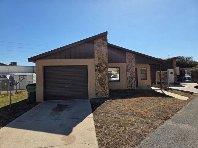 Photo - 5908 Forest Ln