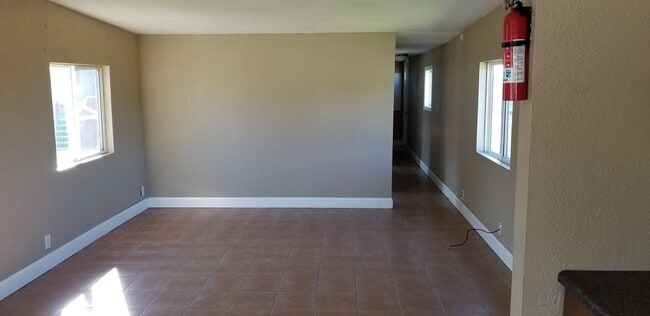 Photo - 315 Todds Ferry Rd