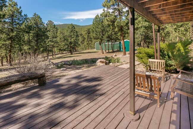 Photo - 560 Quillan Gulch Rd