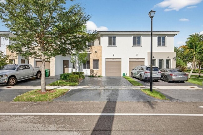 Building Photo - 17606 SW 149th Pl Rental