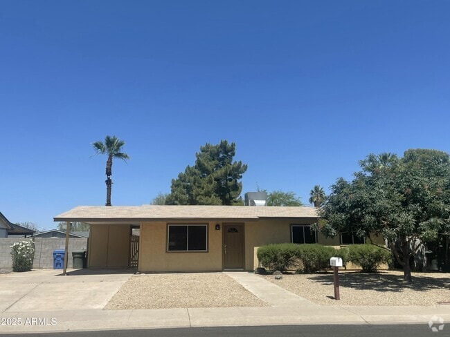 Building Photo - 14607 N 32nd Pl Rental