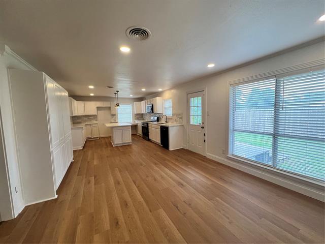 Photo - 2406 Ridgecrest Dr